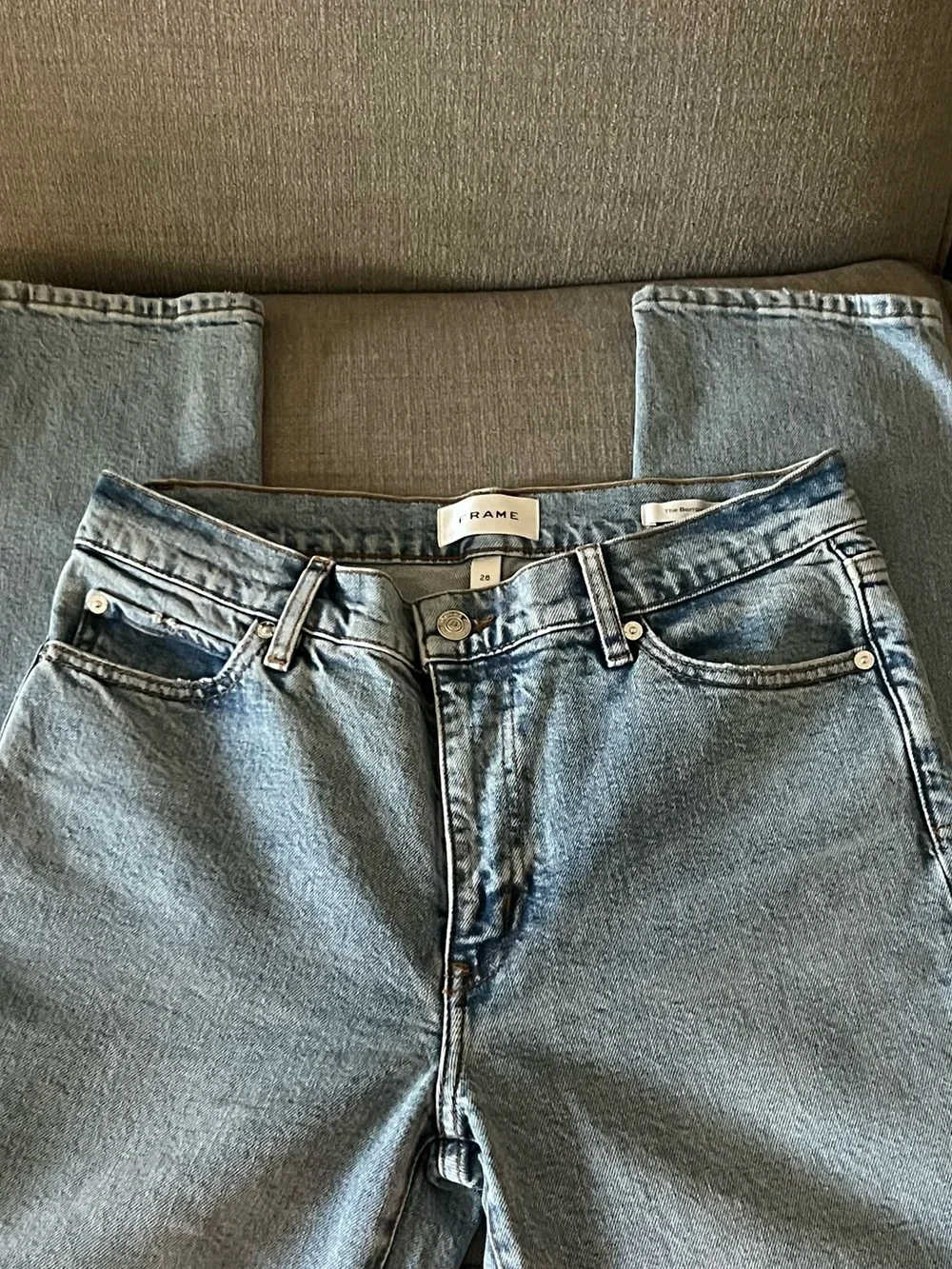 FRAME The Borrowed Boyfriend Mid Rise Ankle Jeans - Picture 7 of 10